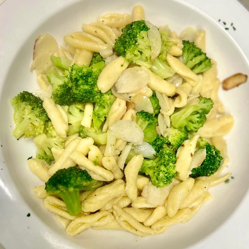 Instagram post from frankspizzawantage. This post is in position 5.